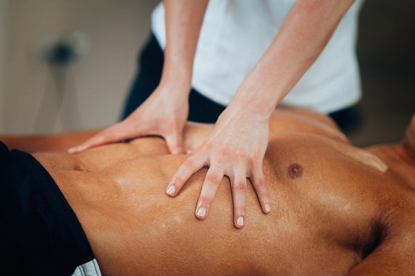 Massage érotique pour le bien-être à Paris : une approche sensorielle et respectueuse